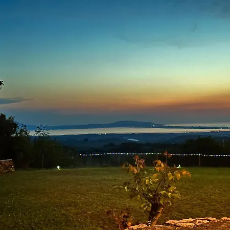 Agriturismo La Valletta Alloggio per agriturismo